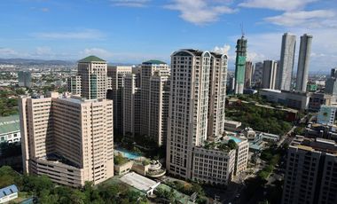 Foreclosed Unit: 1 bedroom with parking at Renaissance 3000 Tower B Ortigas Center,Pasig