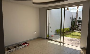 Casa en Cedros Tres Marías