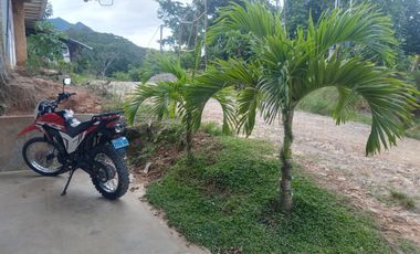CASITA CERCA A LA PLAZA DE OCASION EN SAN ANTONIO DE CUMBA