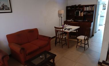 Casa 2 Ambientes Mas Taller en Venta en Barrio General Pueyrredon