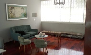 Lindo departamento en primer piso, excelente distribución, remodelado,amplio  en Praderas de la Molina,