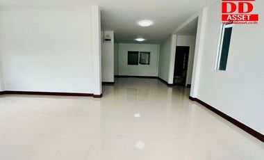 ขายบ้าน ชูตะวัน ลำลูกกาคลอง8 บ้านรีโนเวทใหม่ พร้อมอยู่ รหัสทรัพย์ : H8081