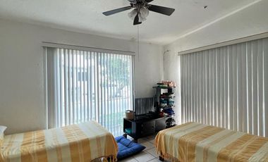 CASA DE EUN NIVEL EN LOMAS DE COCOYOC