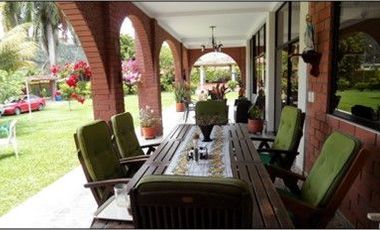 VENTA DE CASA CAMPESTRE DE 600 M2 CONSTRUIDOS SOBRE UN LOTE DE 2.300 M2, SITUADA EN SANTAGUEDA, MANIZALES CALDAS