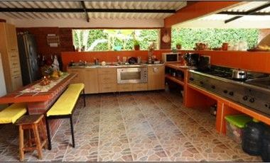 VENTA DE CASA CAMPESTRE DE 600 M2 CONSTRUIDOS SOBRE UN LOTE DE 2.300 M2, SITUADA EN SANTAGUEDA, MANIZALES CALDAS