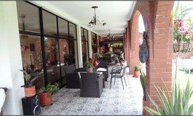 VENTA DE CASA CAMPESTRE DE 600 M2 CONSTRUIDOS SOBRE UN LOTE DE 2.300 M2, SITUADA EN SANTAGUEDA, MANIZALES CALDAS
