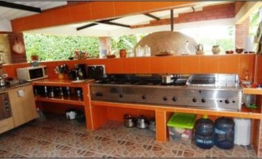 VENTA DE CASA CAMPESTRE DE 600 M2 CONSTRUIDOS SOBRE UN LOTE DE 2.300 M2, SITUADA EN SANTAGUEDA, MANIZALES CALDAS