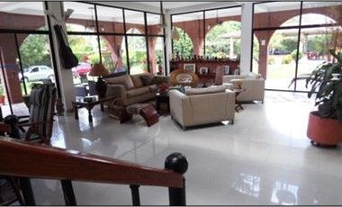 VENTA DE CASA CAMPESTRE DE 600 M2 CONSTRUIDOS SOBRE UN LOTE DE 2.300 M2, SITUADA EN SANTAGUEDA, MANIZALES CALDAS
