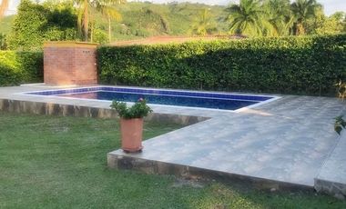VENTA DE CASA CAMPESTRE DE 600 M2 CONSTRUIDOS SOBRE UN LOTE DE 2.300 M2, SITUADA EN SANTAGUEDA, MANIZALES CALDAS