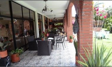 VENTA DE CASA CAMPESTRE DE 600 M2 CONSTRUIDOS SOBRE UN LOTE DE 2.300 M2, SITUADA EN SANTAGUEDA, MANIZALES CALDAS