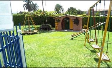 VENTA DE CASA CAMPESTRE DE 600 M2 CONSTRUIDOS SOBRE UN LOTE DE 2.300 M2, SITUADA EN SANTAGUEDA, MANIZALES CALDAS
