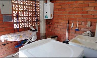VENTA DE CASA CAMPESTRE DE 600 M2 CONSTRUIDOS SOBRE UN LOTE DE 2.300 M2, SITUADA EN SANTAGUEDA, MANIZALES CALDAS