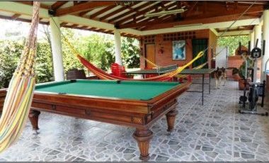 VENTA DE CASA CAMPESTRE DE 600 M2 CONSTRUIDOS SOBRE UN LOTE DE 2.300 M2, SITUADA EN SANTAGUEDA, MANIZALES CALDAS