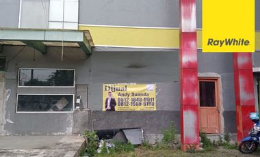 Dijual Gedung SHM di Jalan Raya Menganti Surabaya