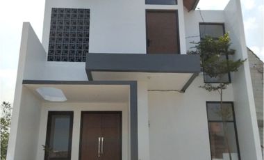 Rumah Dijual Murah 2 Lantai 3 Kamzar Tidur Di Cilengkrang Cipadung Kota Bandung Dekat Tol Cileunyi