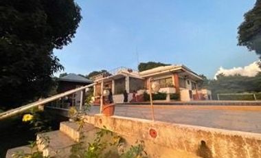 VILLA IN CALATAGAN with SWIMMING POOL FOR SALE!