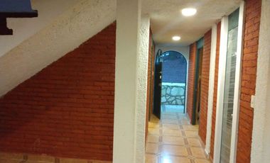 VENDO CASA RESIDENCIAL EN BOSQUES DE OMITLAN