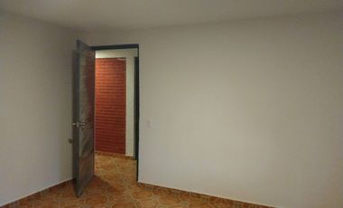 VENDO CASA RESIDENCIAL EN BOSQUES DE OMITLAN