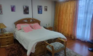 SE VENDE EXCELENTE CASA EN MODELIA , 5ALCOBAS FRENTE A PARQUE