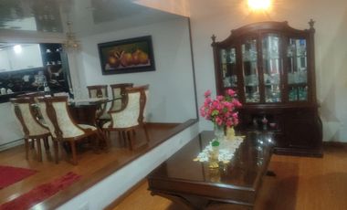 SE VENDE EXCELENTE CASA EN MODELIA , 5ALCOBAS FRENTE A PARQUE