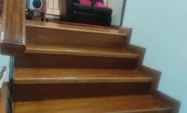 SE VENDE EXCELENTE CASA EN MODELIA , 5ALCOBAS FRENTE A PARQUE