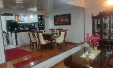 SE VENDE EXCELENTE CASA EN MODELIA , 5ALCOBAS FRENTE A PARQUE