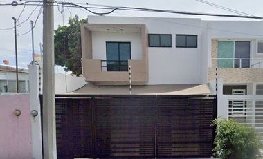 Gran Oportunidad Casa en Venta en C. Presa de La Angostura, Laboratorio CFE, 36631 Irapuato, Gto., México