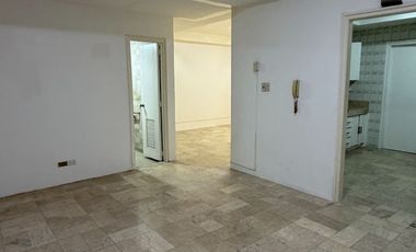 For Sale Condo in Binondo Chinatown, Manila 3 Bedrooms 126.90 sqm  3 Toilet and Bath  Newly repainted/renovated Price: 9M net Buyer assumes Capital Ga