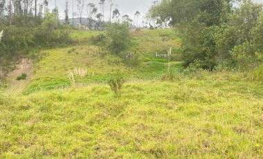 Hermoso Terreno en venta 1.608m2 sector Lagunas del Sol - El Valle.