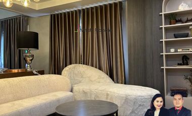 Luxury 3-Bedroom Bi-Level Penthouse Unit For Lease at McKinley Garden Villas near BGC