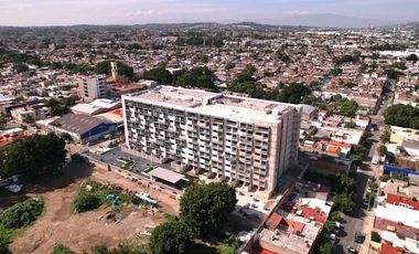 A 5 CUADRAS DE CUCEI Y PLAZA FORUM TLAQUEPAQUE EN COTO PRIVADO CON ELEVADOR Y ESTACIONAMIENTO EN SOTANO