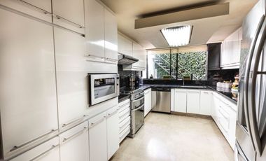 SE VENDA CASA EN CONDOMINIO EN DESIERTO DE LOS LEONES