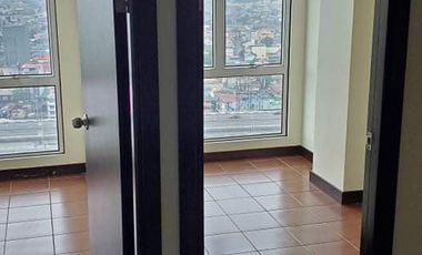 RENT TO OWN 25K MONTHLY for 2-Bedroom Unit 48sqm with 2 Toilet and Bath in Makati linked to MRT-3 Magallanes