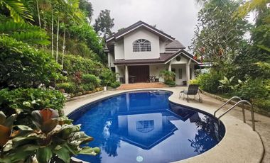 FOR SALE:  HOUSE WITH POOL near Cebu International School