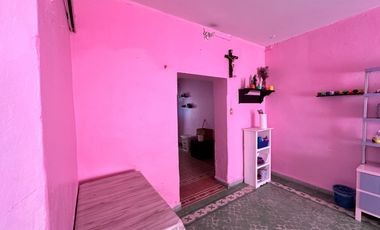 CASA DE UN NIVEL EN RENTA