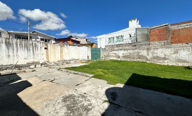 CASA DE UN NIVEL EN RENTA