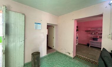 CASA DE UN NIVEL EN RENTA