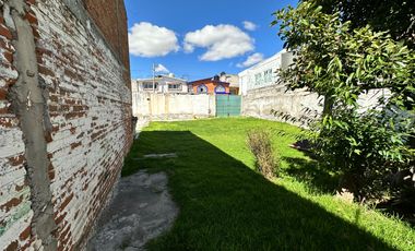 CASA DE UN NIVEL EN RENTA