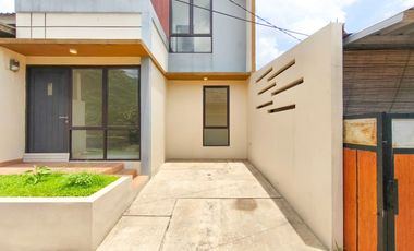 Rumah 10 Menit ke Stasiun Cisauk SHM Hadap Utara Siap KPR J-37485