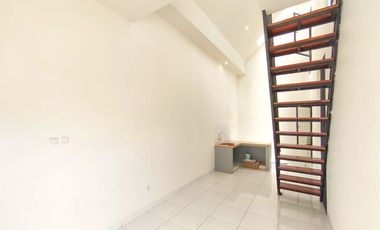 Rumah 10 Menit ke Stasiun Cisauk SHM Hadap Utara Siap KPR J-37485