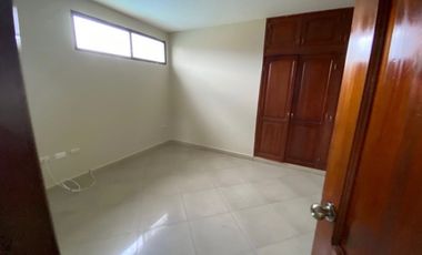 Alquiler de departamento u oficina con uso de suelo comercial - Kennedy norte