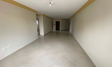 Alquiler de departamento u oficina con uso de suelo comercial - Kennedy norte