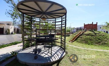 RENTA Casa En La Reserva Celaya Gto., Amplia y Equipada en Circuito Apeninos, Fraccionamiento Privado