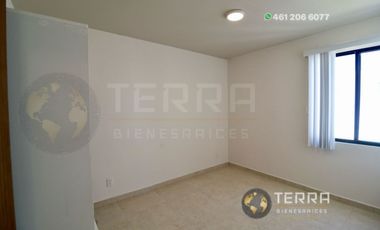 RENTA Casa En La Reserva Celaya Gto., Amplia y Equipada en Circuito Apeninos, Fraccionamiento Privado