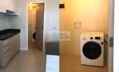 3 Bedroom Corner Unit For Sale In Mandani Bay With Sea View