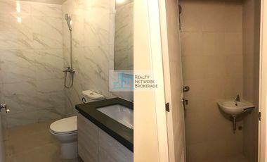 3 Bedroom Corner Unit For Sale In Mandani Bay With Sea View