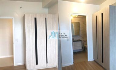 3 Bedroom Corner Unit For Sale In Mandani Bay With Sea View