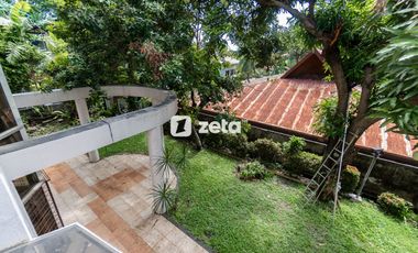 19M Golden Village House