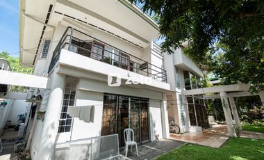 19M Golden Village House