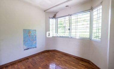 19M Golden Village House